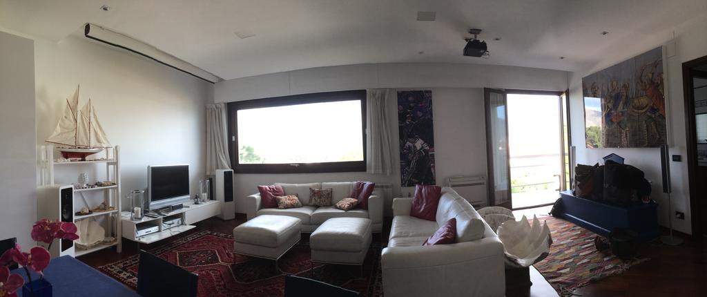 Mondello Luxury Apartment On The Beach Экстерьер фото